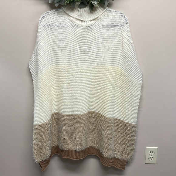 Apt. 9 Turtleneck Open Side Poncho Cream Tan Beige One Size Fits Most - Picture 2 of 12